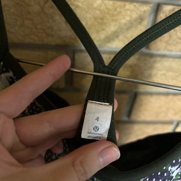 Lululemon Power Y Tank Lion Floral Sport White Multi / Gator Green Size 4 - Picture 4 of 7